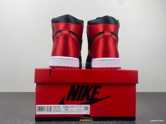 HYPE FD4810-061 Jordan WMNS 1 High Satin Air Bred OG 0709